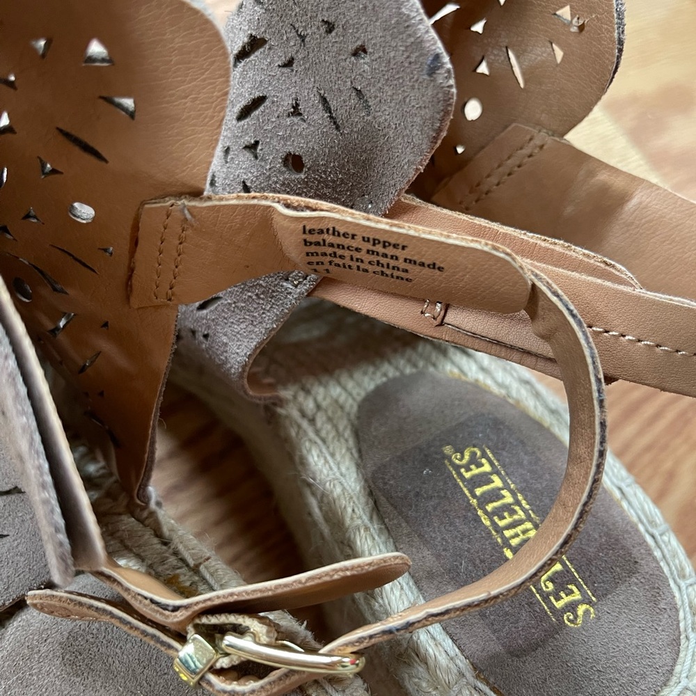 Wedges - Picture 4 of 6